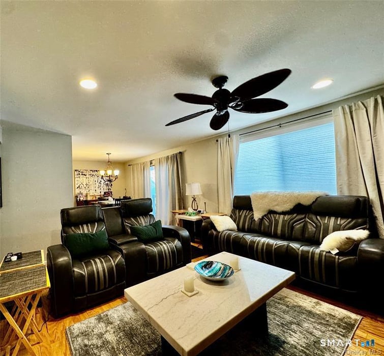 53 Jefferson Oval  #B Photo 5