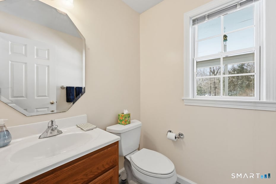 33 Westwood Drive Photo 22