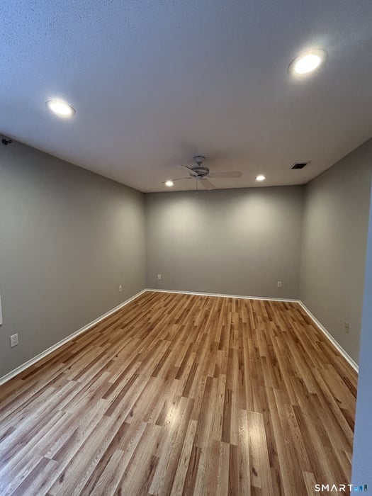 90 Little Oak Lane #90 Photo 4