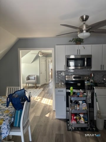 690 William Street Photo 10