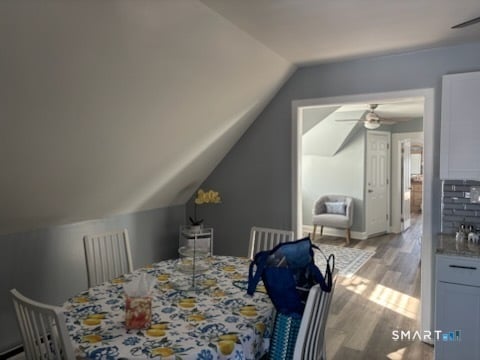 690 William Street Photo 12