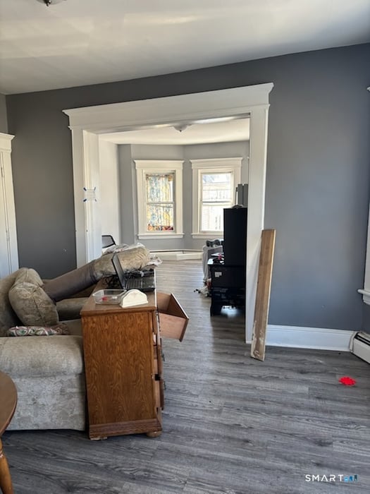 690 William Street Photo 22