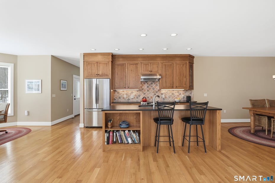 166 East Cotton Hill Road Photo 12