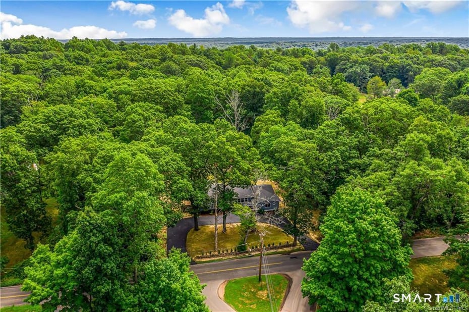 375 Sea Hill Road Photo 2