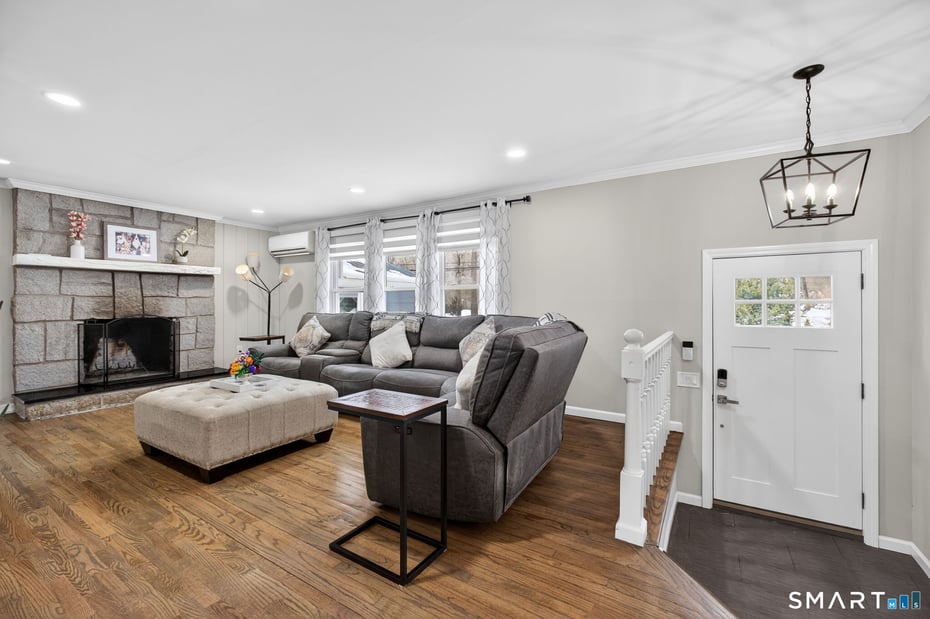 375 Sea Hill Road Photo 6