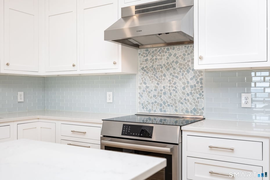 185 Main Street  #305 Photo 9