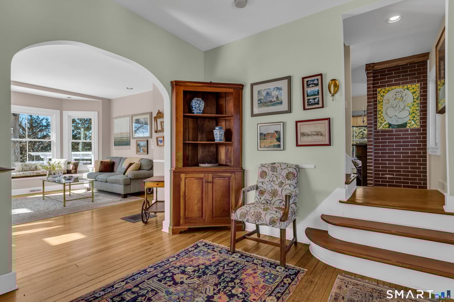 178 West Main Street Photo 4