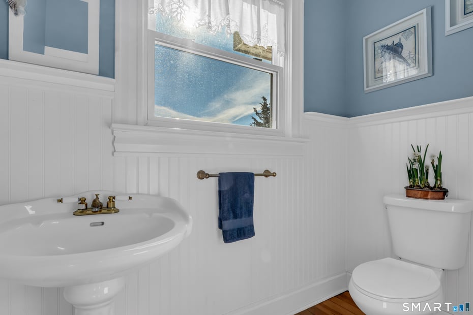 178 West Main Street Photo 12