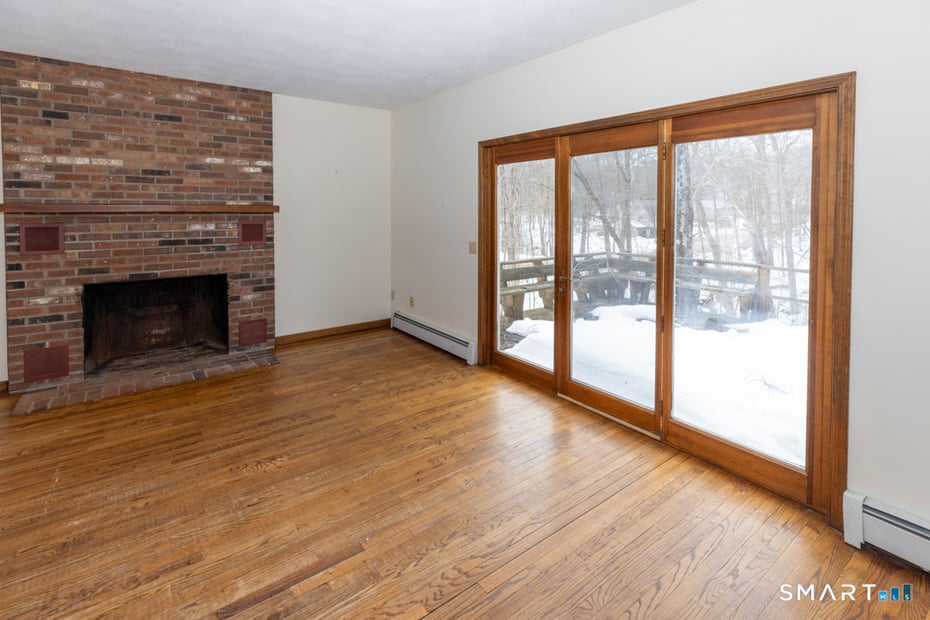 7 Hickory Hill Drive Photo 8