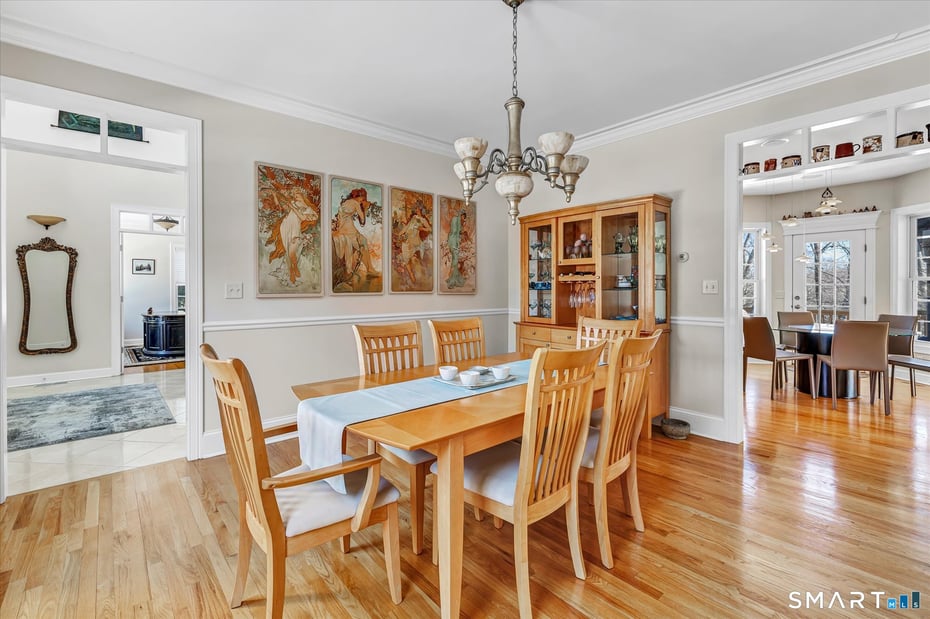 16 Scotch Pine Drive Photo 9