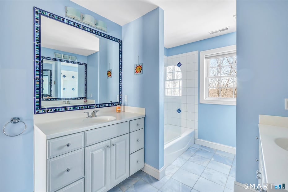 16 Scotch Pine Drive Photo 30