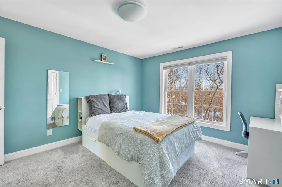 16 Scotch Pine Drive Photo 31