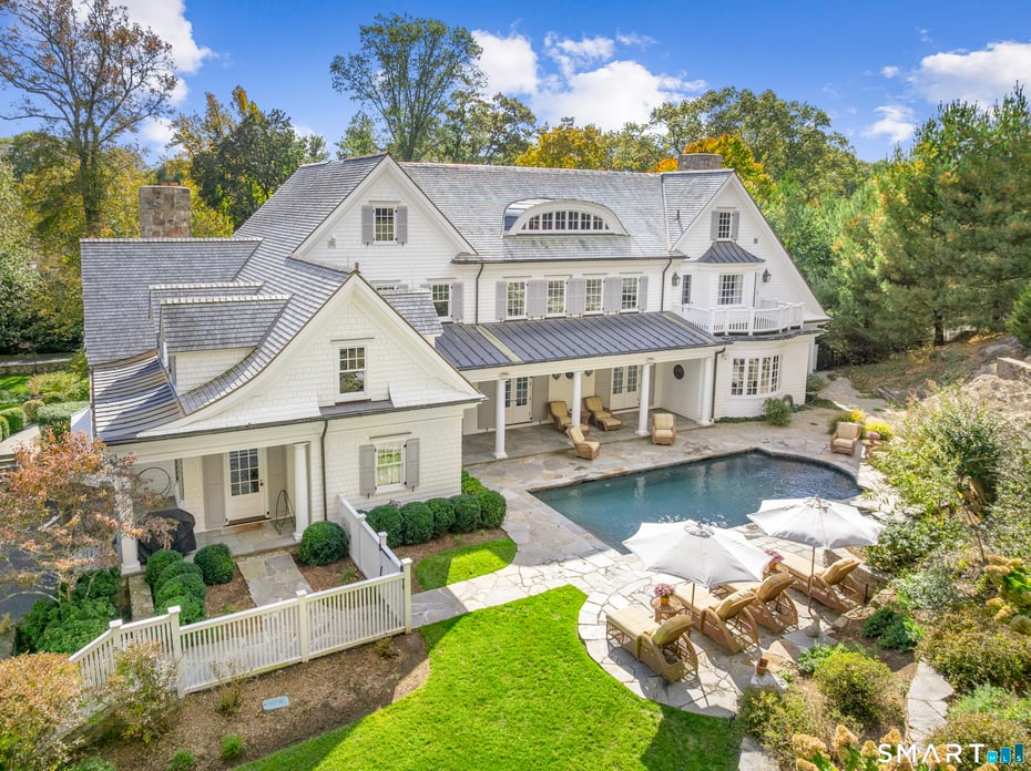 10 Cross Road Photo 5