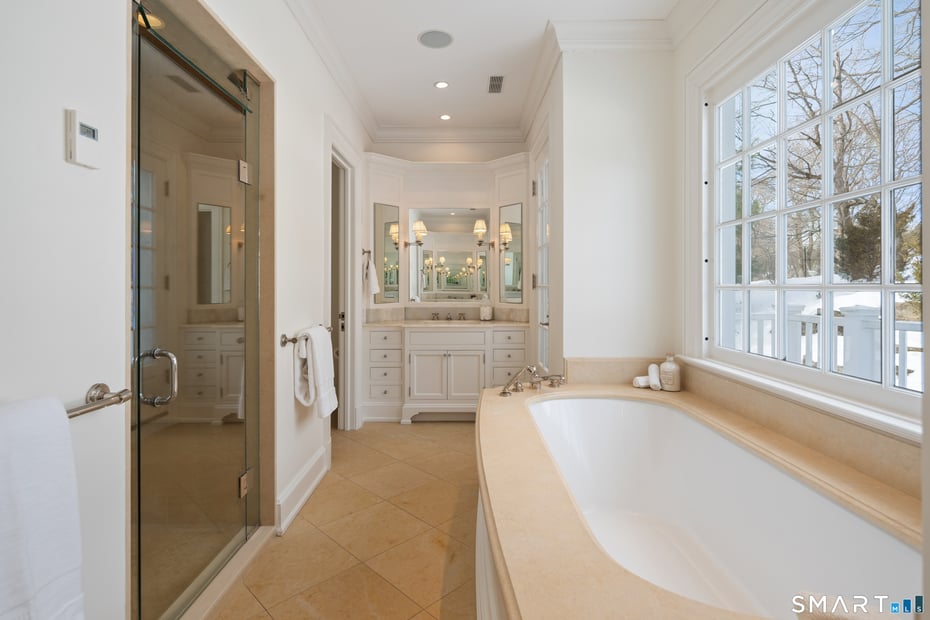 10 Cross Road Photo 29