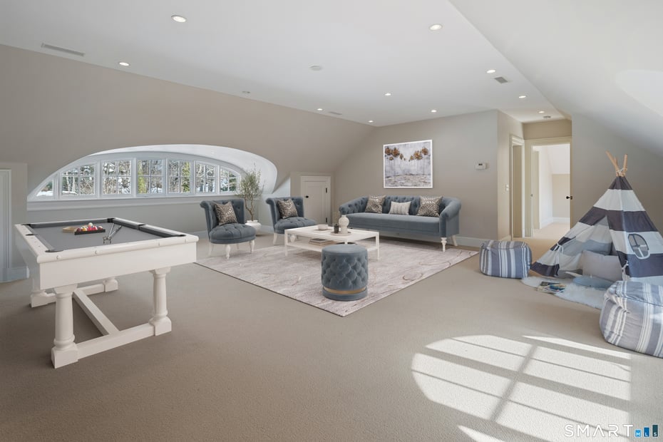 10 Cross Road Photo 34