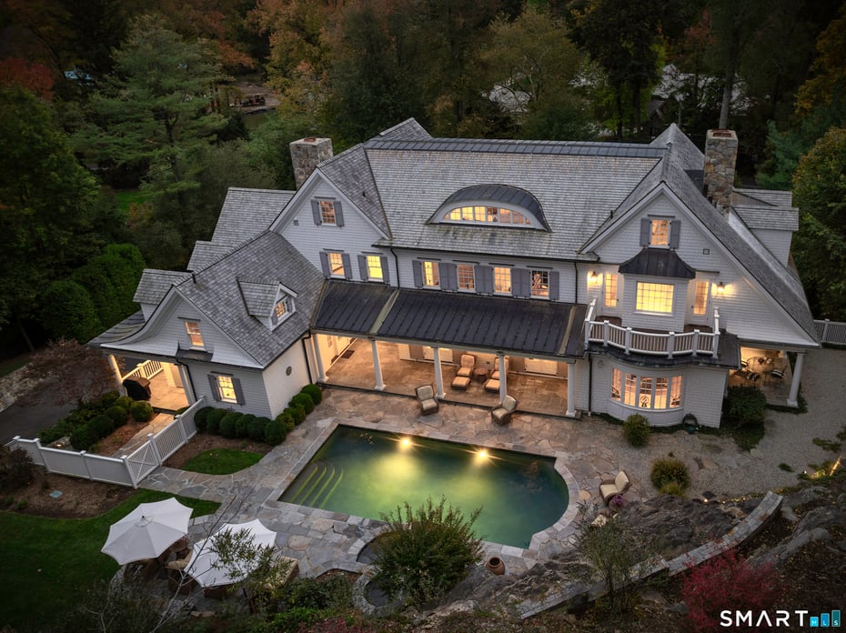 10 Cross Road Photo 38