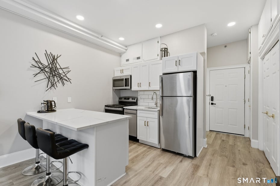 99 Orange Street Photo 12