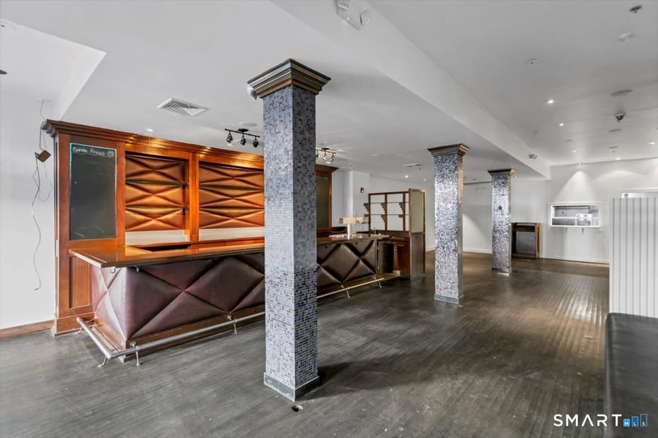 99 Orange Street Photo 18