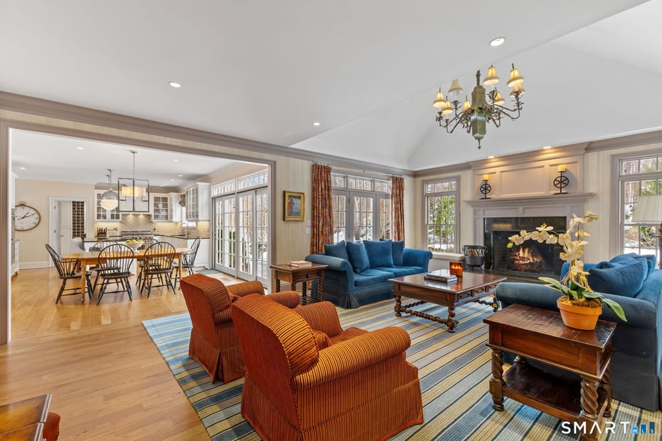 10 Pheasant Hill Road Photo 3