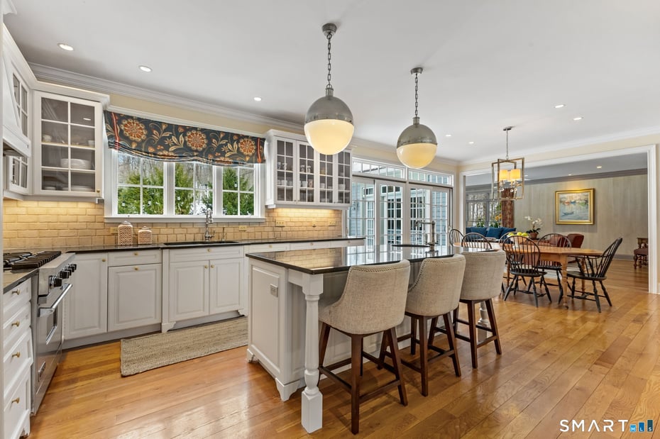 10 Pheasant Hill Road Photo 6