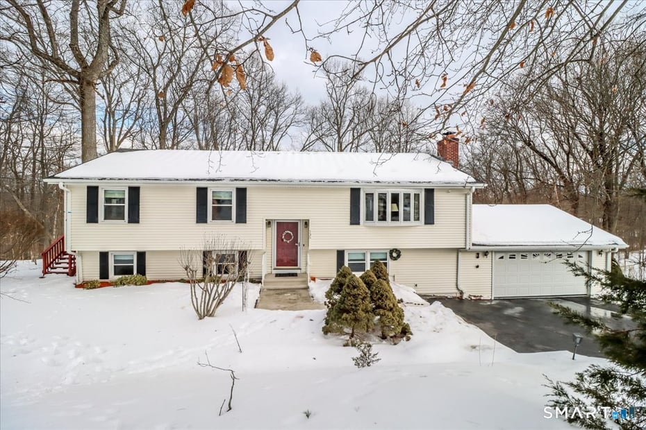 135 Parsonage Hill Road Photo 1