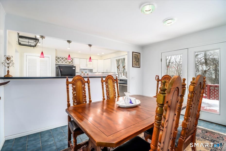 135 Parsonage Hill Road Photo 8