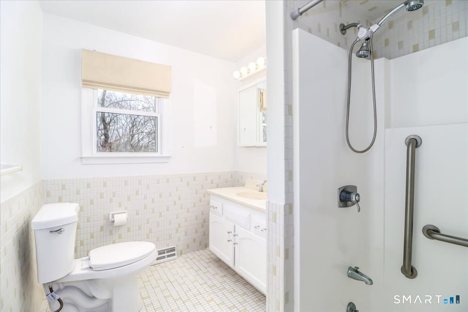 135 Parsonage Hill Road Photo 13