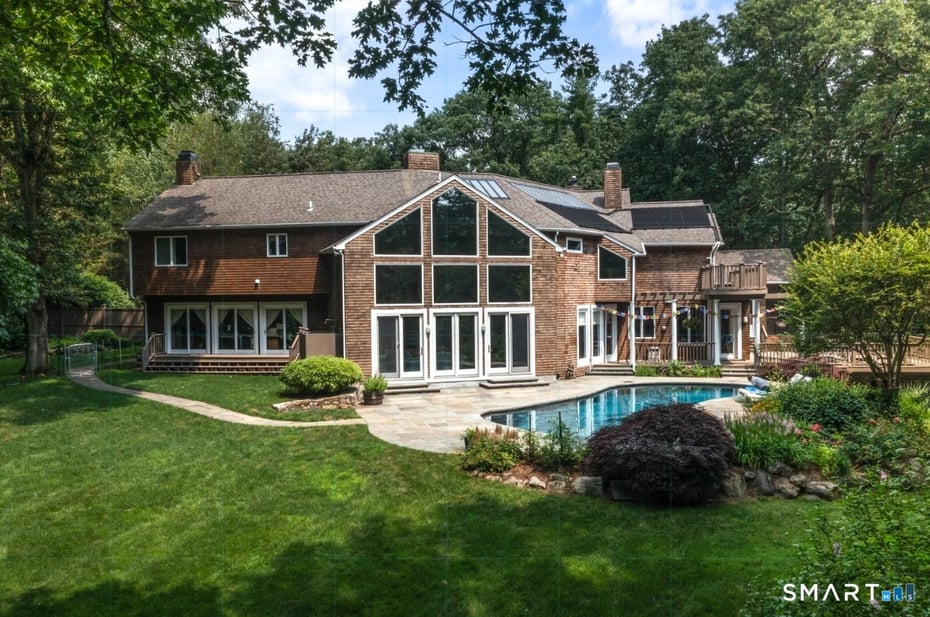 32 Buttonball Lane Photo 34