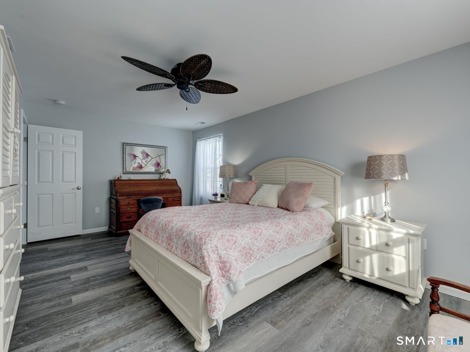 23 Hannah Way Photo 18