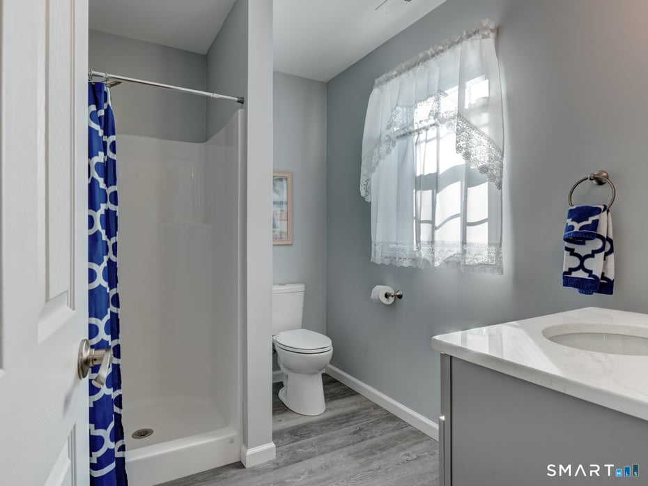 23 Hannah Way Photo 22