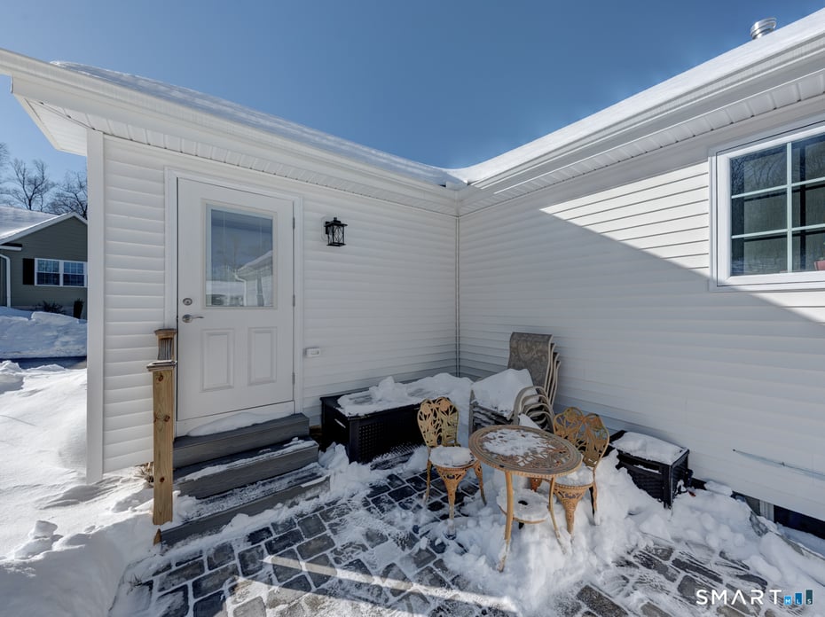 23 Hannah Way Photo 35