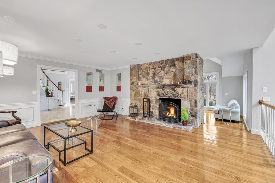 101 Northwood Drive Photo 5