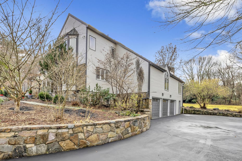 101 Northwood Drive Photo 37