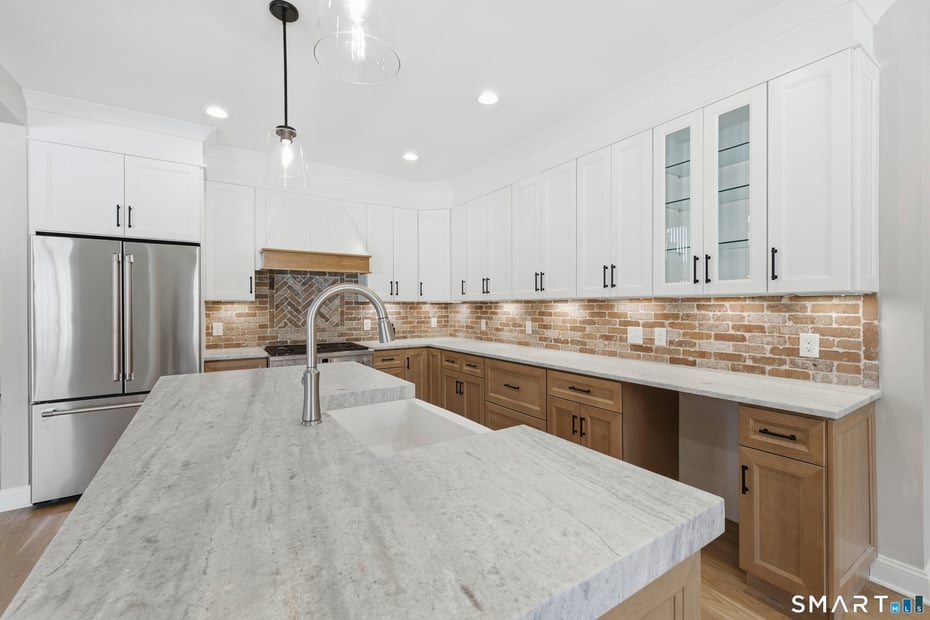 42 Holcomb Street Photo 14