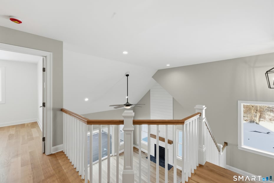 42 Holcomb Street Photo 26