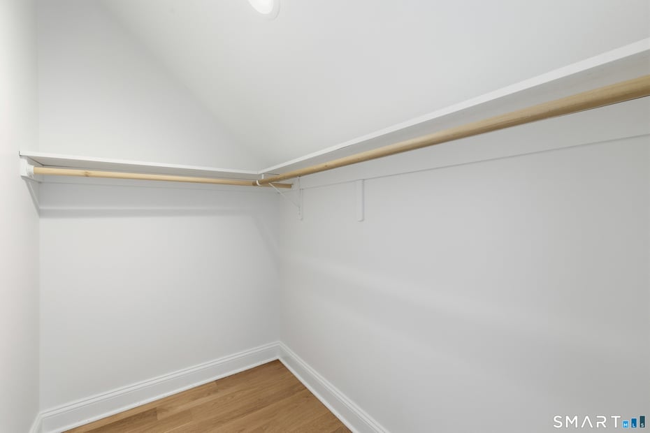 42 Holcomb Street Photo 32