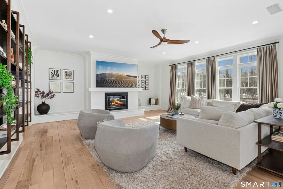 7 Homeward Lane Photo 12