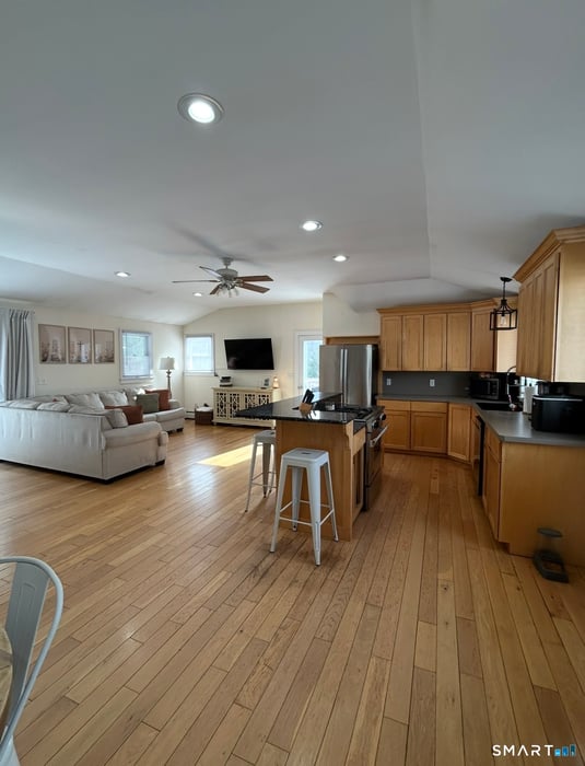 429 Lakeside Road Photo 25