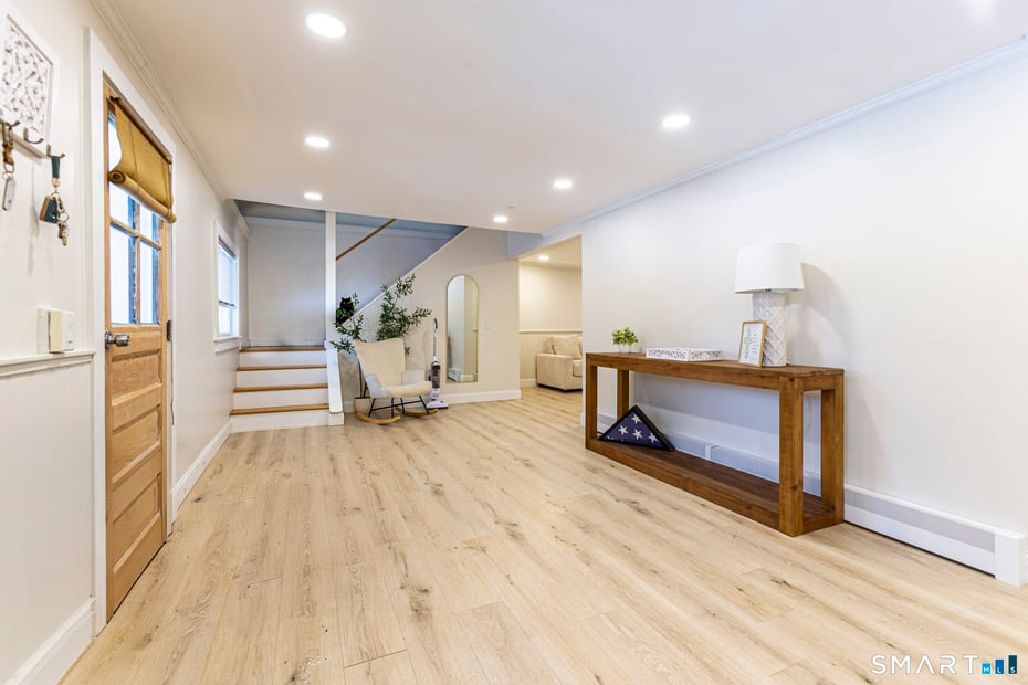 429 Lakeside Road Photo 37