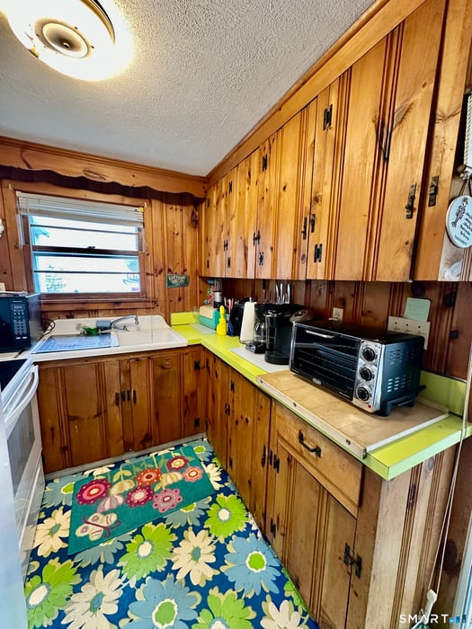 42 South Washington Avenue Photo 8