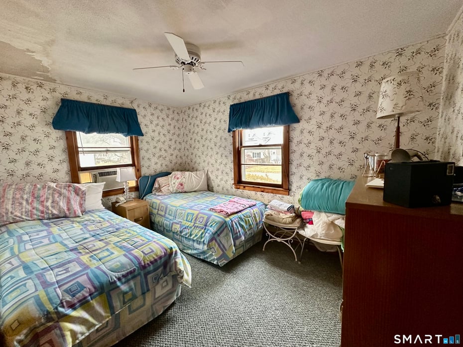 42 South Washington Avenue Photo 13