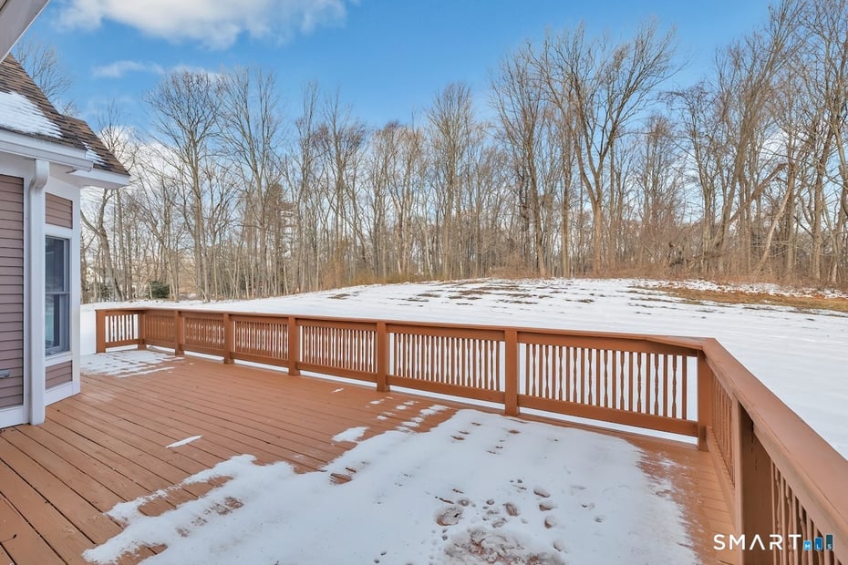 461 Amity Road Photo 8