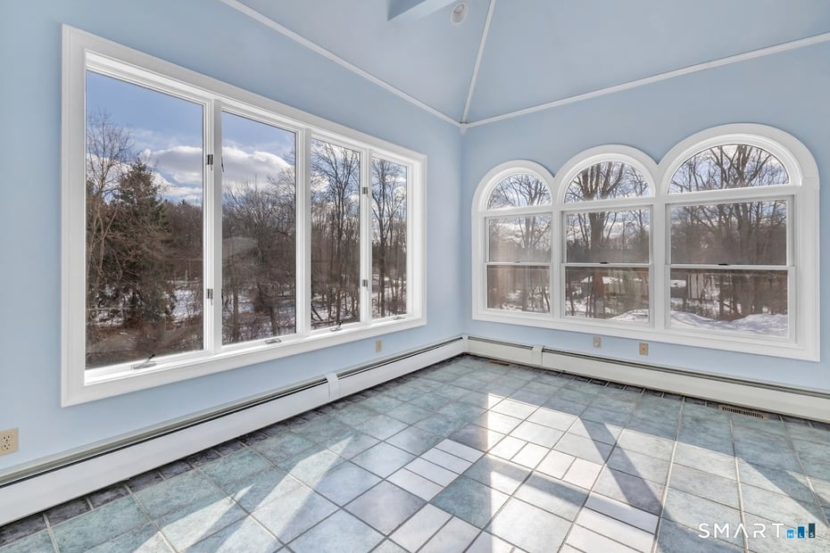 461 Amity Road Photo 25