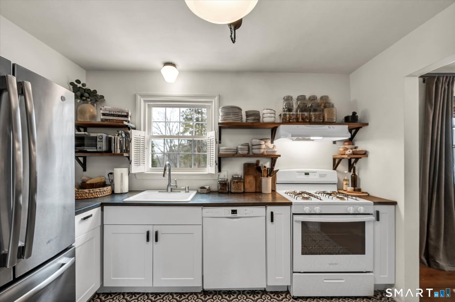 195 Hepburn Road Photo 21