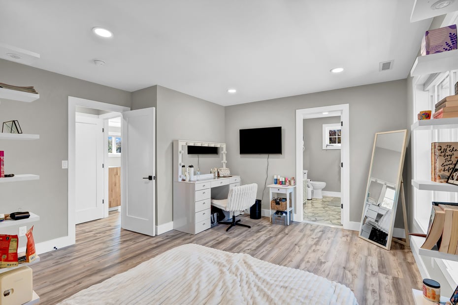 126 Harvard Place Photo 18