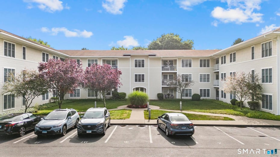 468 Main Street  #318 Photo 11