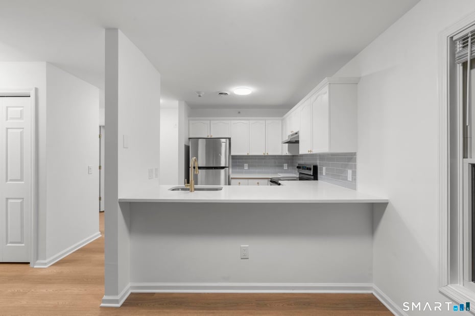 468 Main Street  #318 Photo 25