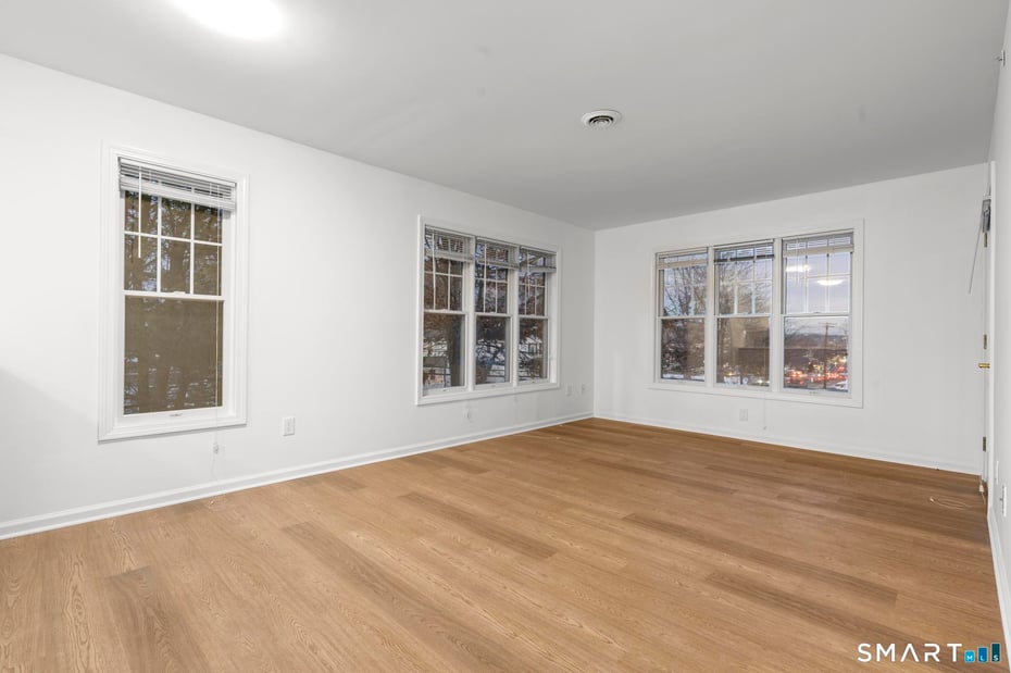 468 Main Street  #318 Photo 31