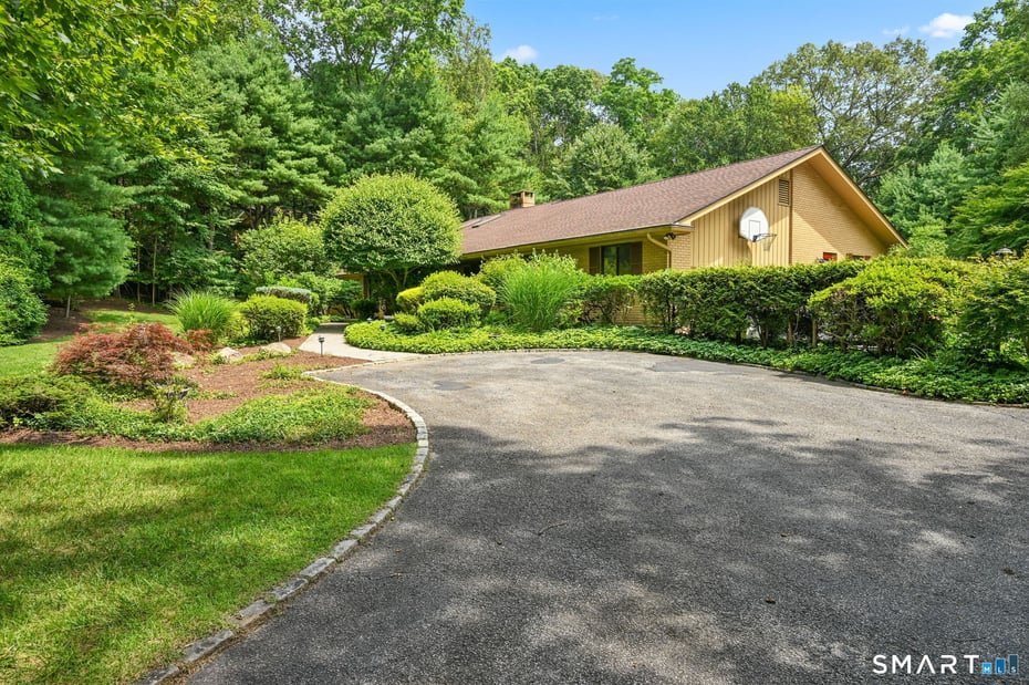 37 Quarry Road Photo 40