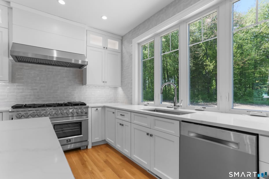 110 Porters Hill Road Photo 17